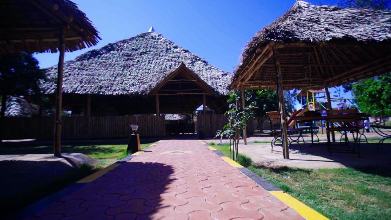 Amboseli Gateway Hotel Kimana Ngoại thất bức ảnh